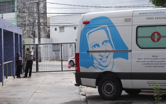 Obras Sociais Irmã Dulce abrem 64 vagas para trabalho no Centro de Panificação