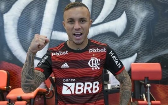 Everton Cebolinha é apresentado no Flamengo: "Quero ter um ciclo vitorioso aqui"
