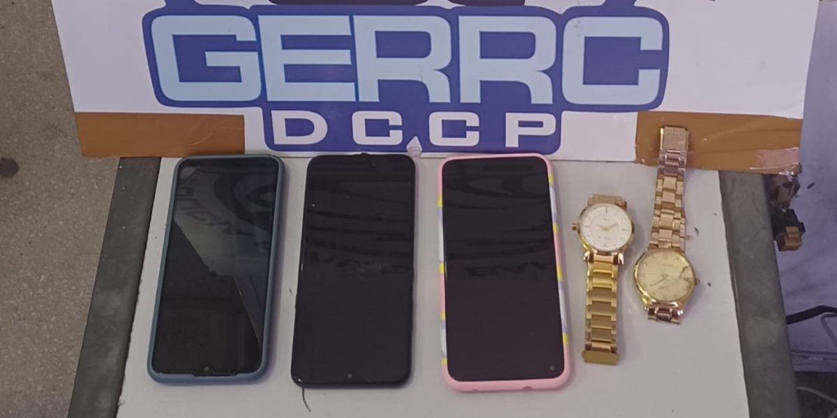 Mulher é presa em flagrante após roubar ônibus no Ogunjá, em Salvador