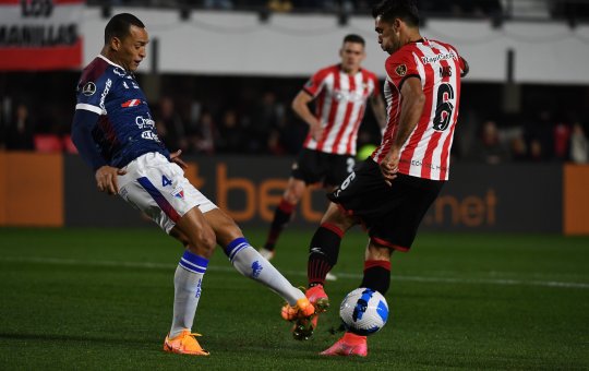 Fortaleza se despede da Libertadores com derrota para o Estudiantes