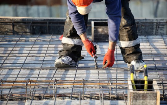 Arrastão: Bandidos roubam mais de 60 celulares em canteiros de obras na Bahia