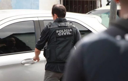 Homem é preso em flagrante após agredir ex-companheira em Salinas da Margarida