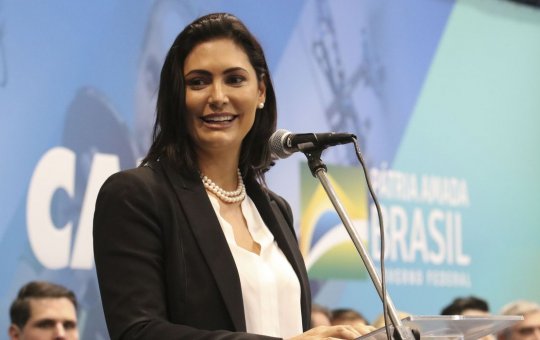 Primeira-dama promove culto restrito no Alvorada com mulher de Pedro Guimarães