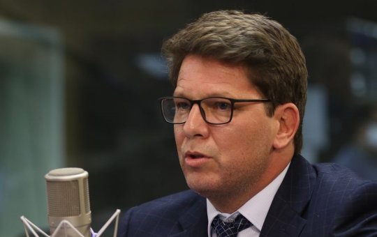 Mário Frias deixa UTI de hospital após infarto