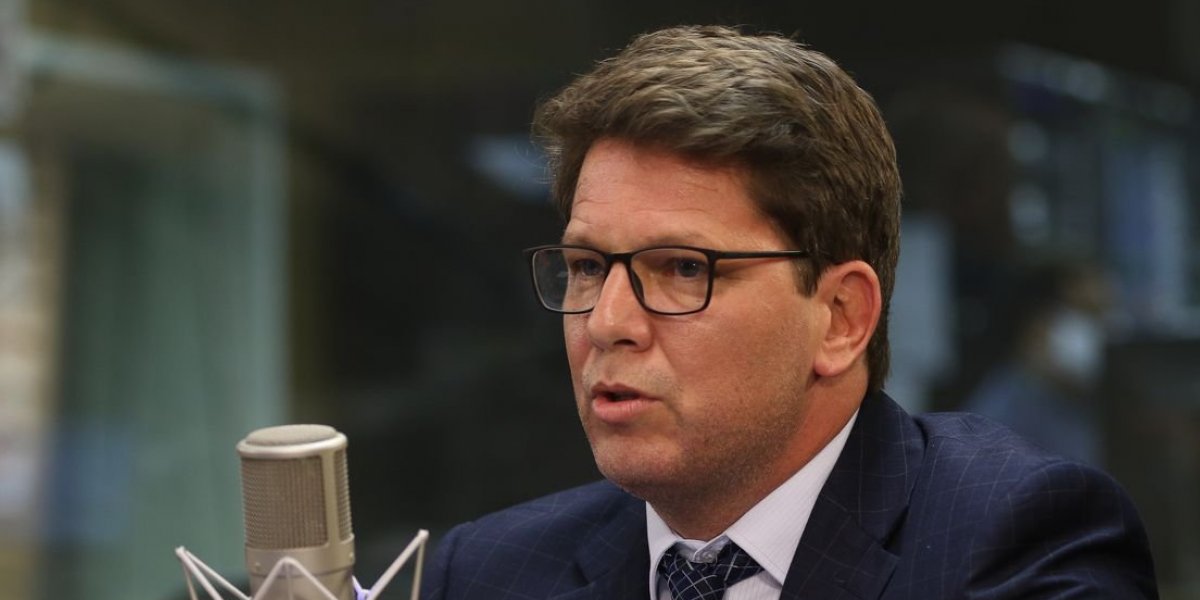 Mário Frias deixa UTI de hospital após infarto