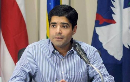 ACM Neto (UB) se pronuncia após informações sobre sua suposta inelegibilidade