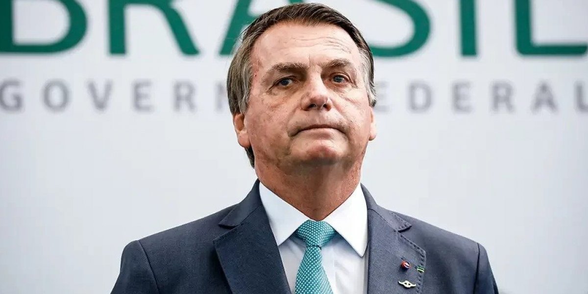 Bolsonaro se manifesta após apoiador matar petista: "Peço que mude de lado"
