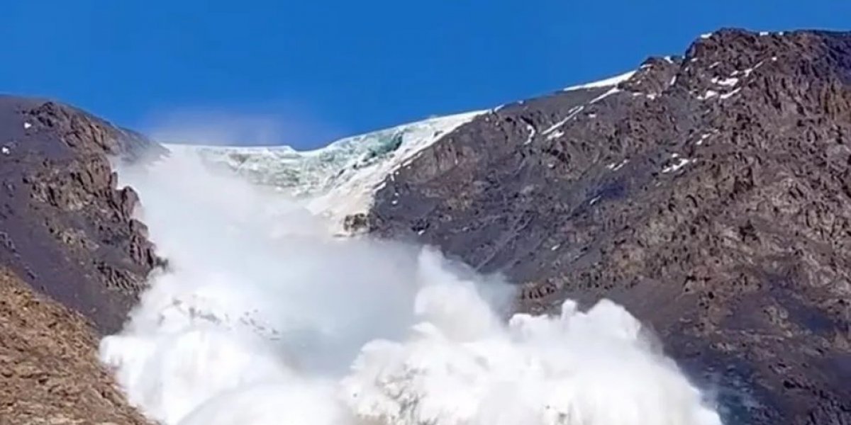 Turista filma avalanche em montanha até ser atingido pela neve; veja o vídeo