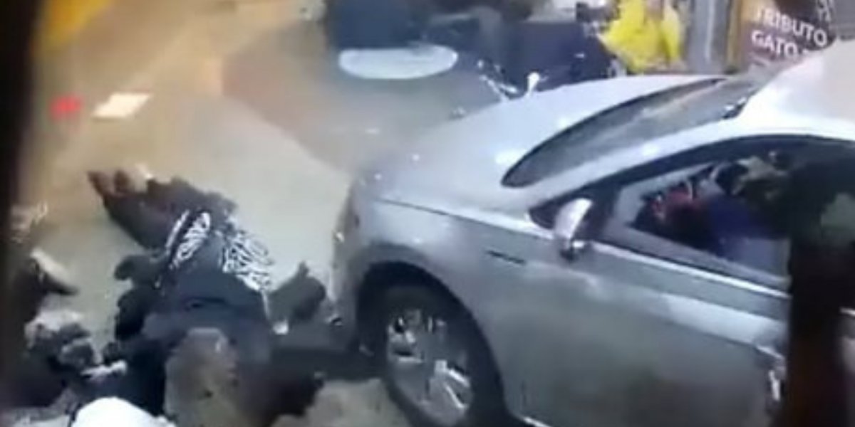 Motorista atropela 23 pessoas em saída de teatro na Argentina