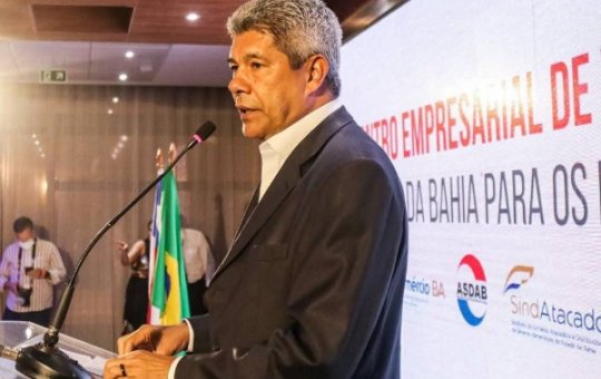 Jerônimo critica altas taxas tributárias em reunião com setor atacadista