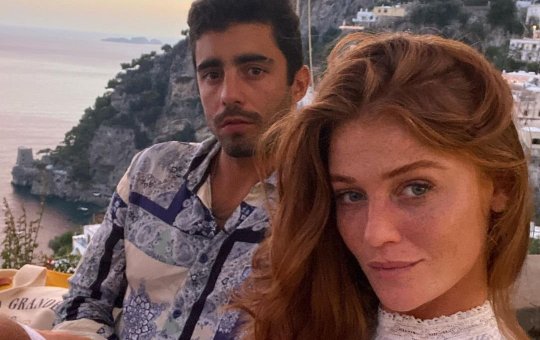 Pedro Scooby e Cintia Dicker anunciam chegada do primeiro filho do casal