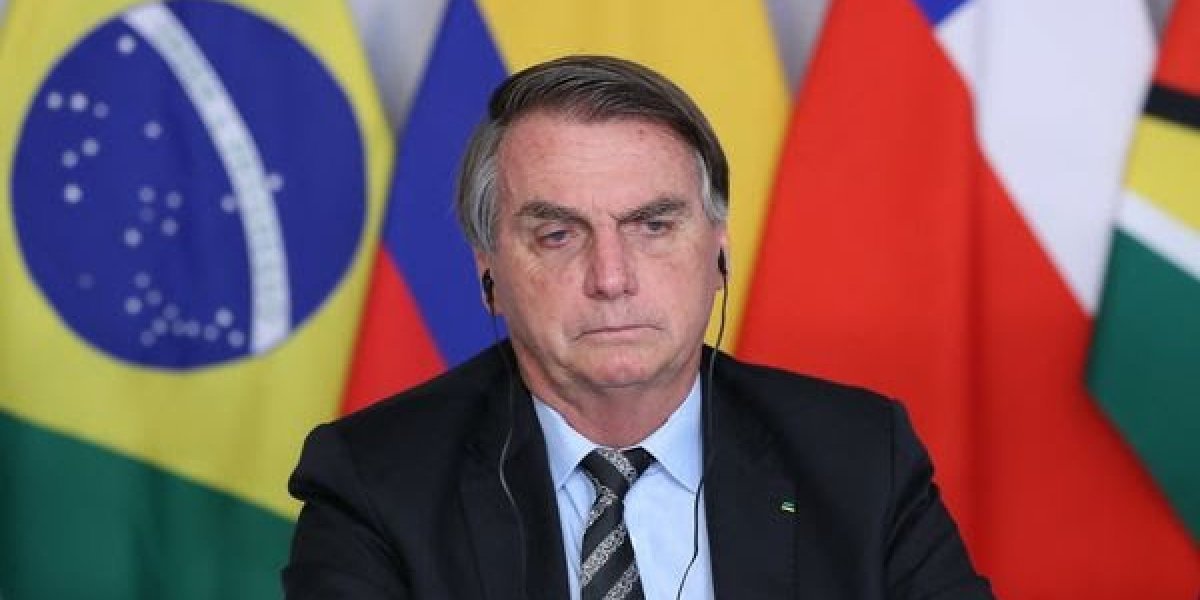 "Petistas violentos", Bolsonaro volta a falar sobre morte de tesoureiro petista