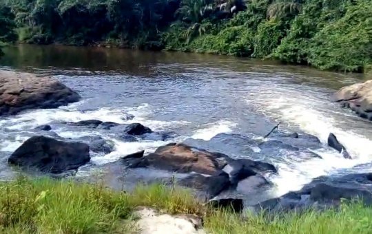 Por suspeita de contaminação no Rio dos Frades, Embasa suspende água em Itabela