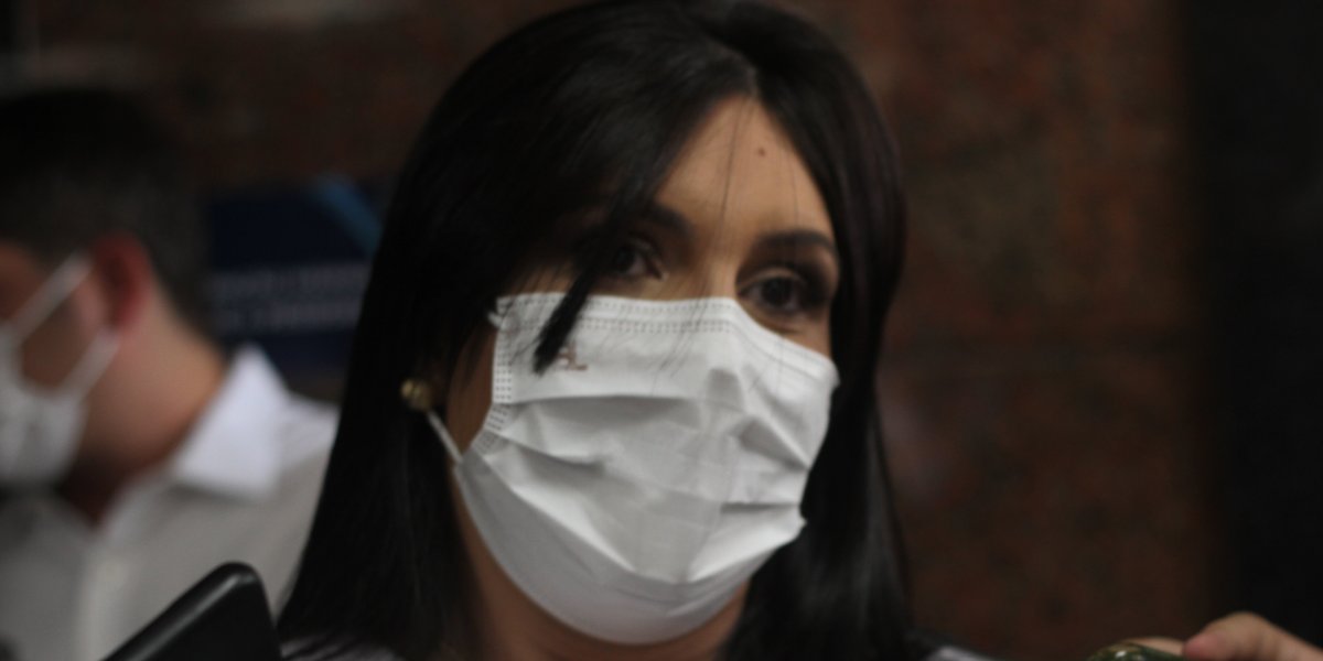 Ex-aliada de Bolsonaro, Dayane Pimentel vota contra 'PEC Kamikaze'