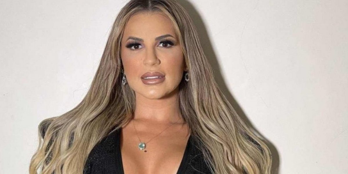 Polícia cumpre mandado de busca e apreensão em mansão de Deolane Bezerra