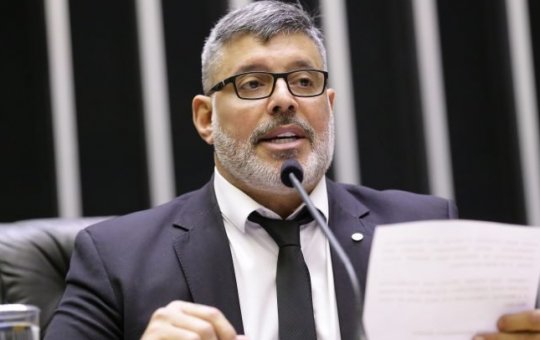 Deputado Alexandre Frota revela que flagrou sexo entre deputados na Câmara
