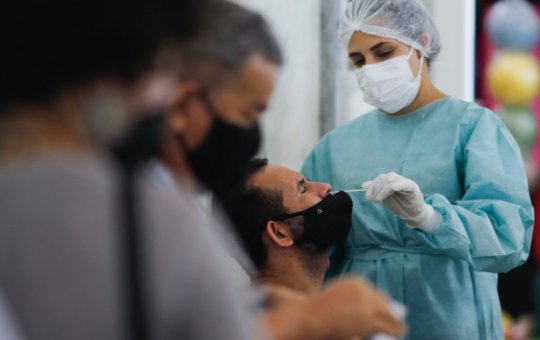 Covid-19: Brasil registra 40.149 novos casos e 205 mortes em 24 horas