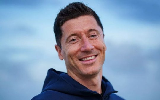 "É hora de o Barça voltar a ser o que era", disse Lewandowski
