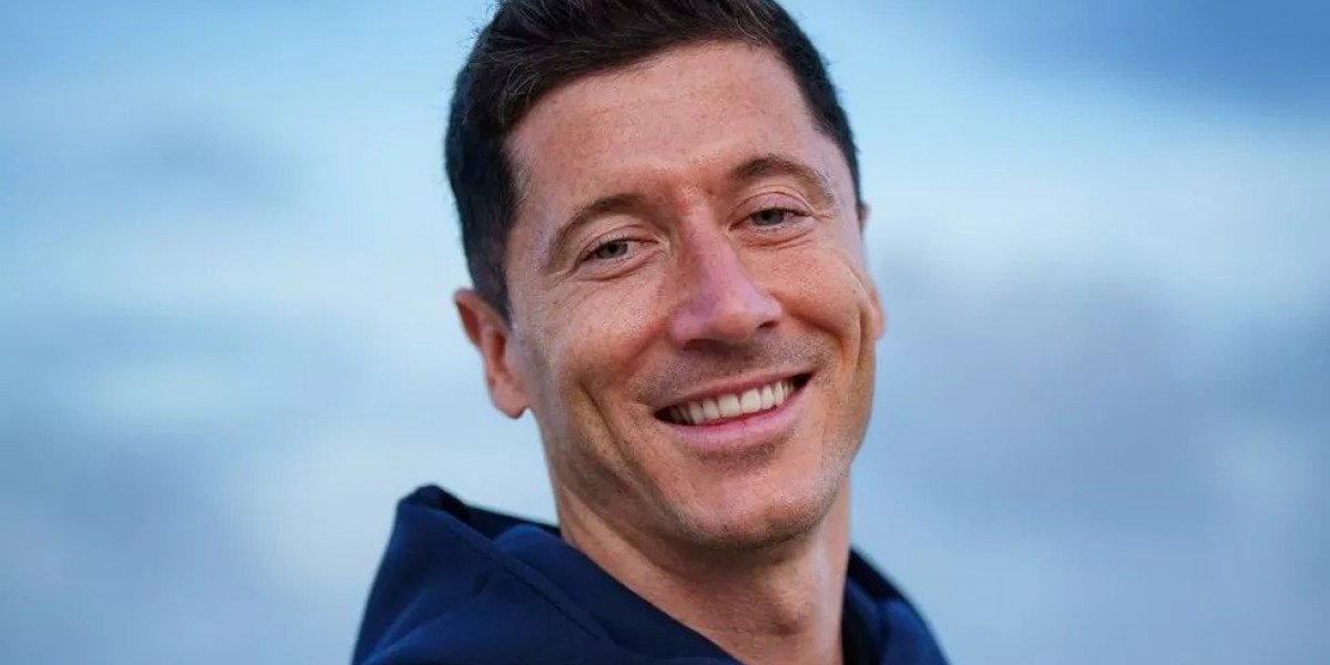 "É hora de o Barça voltar a ser o que era", disse Lewandowski