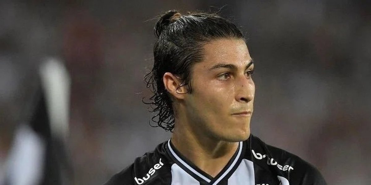 Bahia encaminha acerto com Marcinho, lateral acusado de homicídio culposo