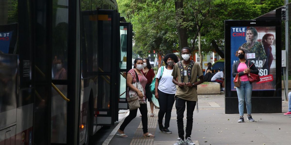 Covid-19: Brasil registra 38,6 mil novos casos e mais 168 óbitos