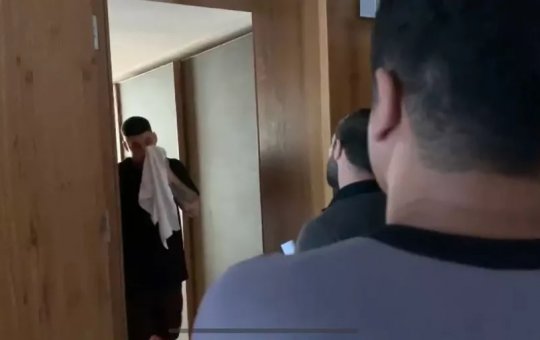 Rapper Filipe Ret é conduzido à delegacia após ser flagrado com drogas em resort