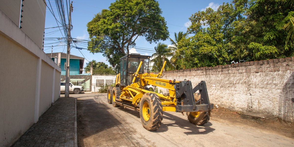 Moema Gramacho autoriza obras de pavimentação da Rua Eraldo Barbosa, em Lauro