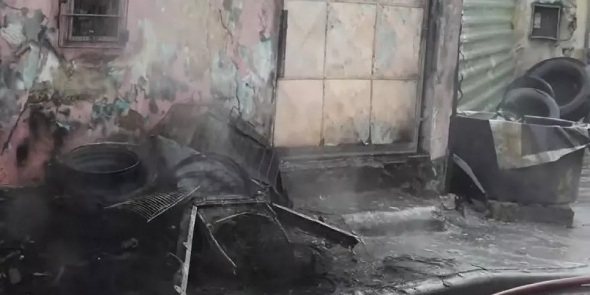 Salvador: Borracharia pega fogo no bairro de Pau da Lima