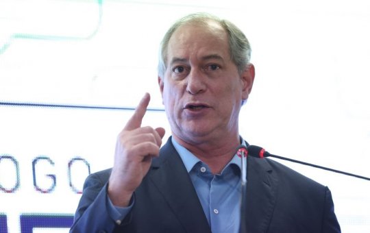 PDT lança oficialmente Ciro Gomes como candidato à Presidência
