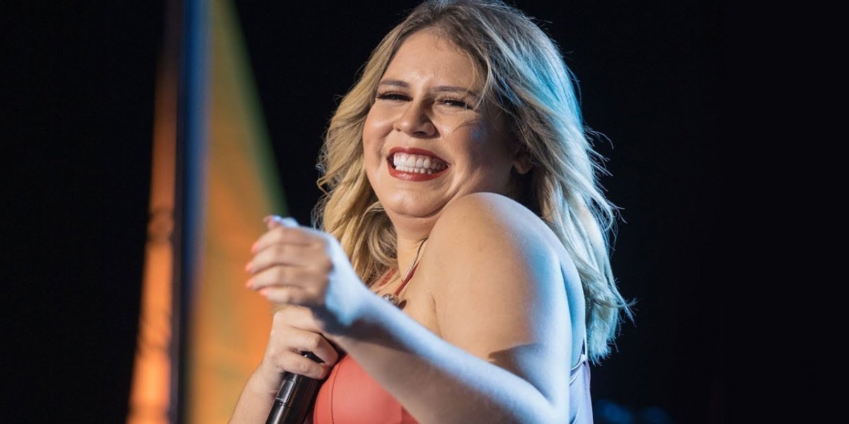 Marília Mendonça ganha EP póstumo chamado “Decretos Reais”