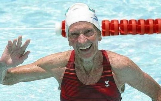 Brasil reconhece Maria Lenk como a patrona da natação brasileira