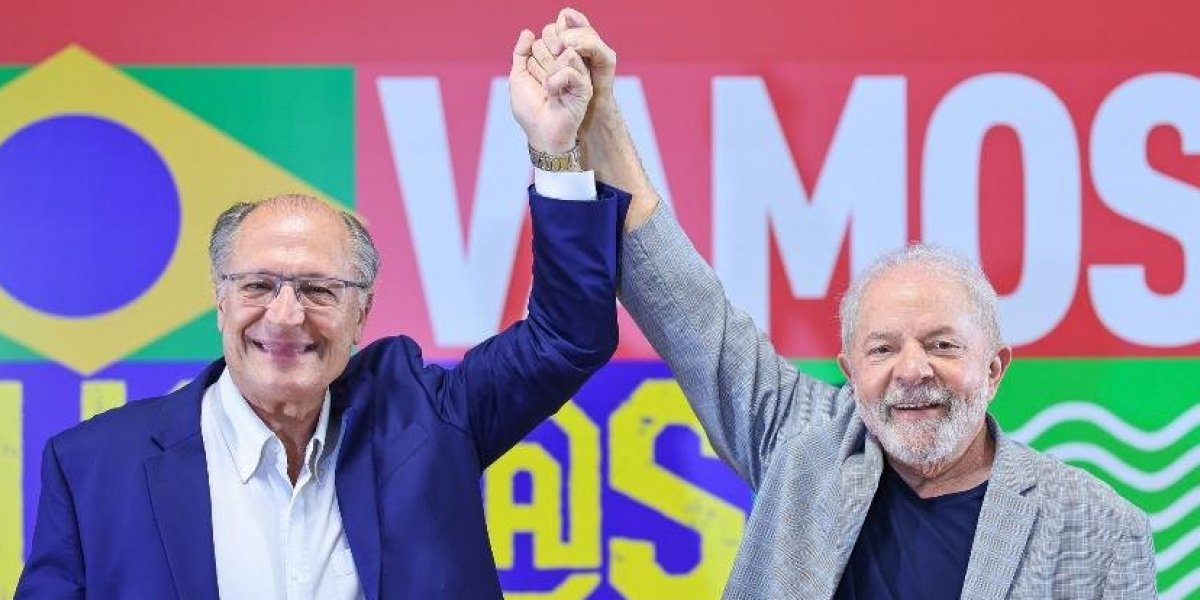 PT oficializa candidatura de Lula à presidência da República