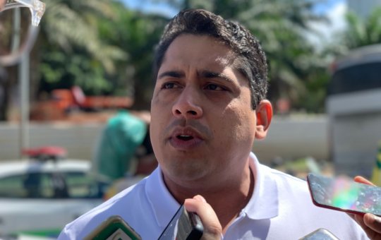 Vereador da base de ACM Neto crava João Roma e Jerônimo no 2º turno