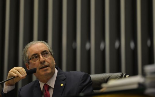 Justiça suspende efeitos da cassação de Cunha que poderá disputar eleição