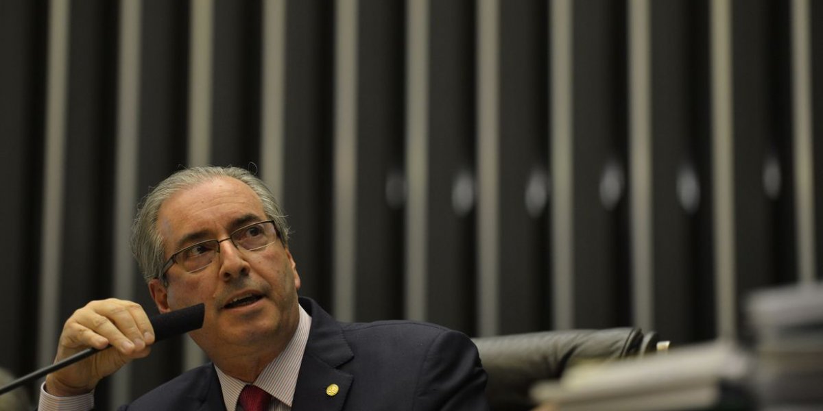 Justiça suspende efeitos da cassação de Cunha que poderá disputar eleição