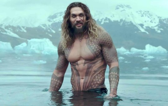 Jason Momoa, o Aquaman, se envolve em acidente de trânsito na Califórnia