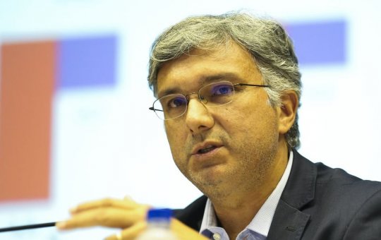 Auxílio Brasil de 2023 deverá ser de R$ 400, diz secretário do Tesouro