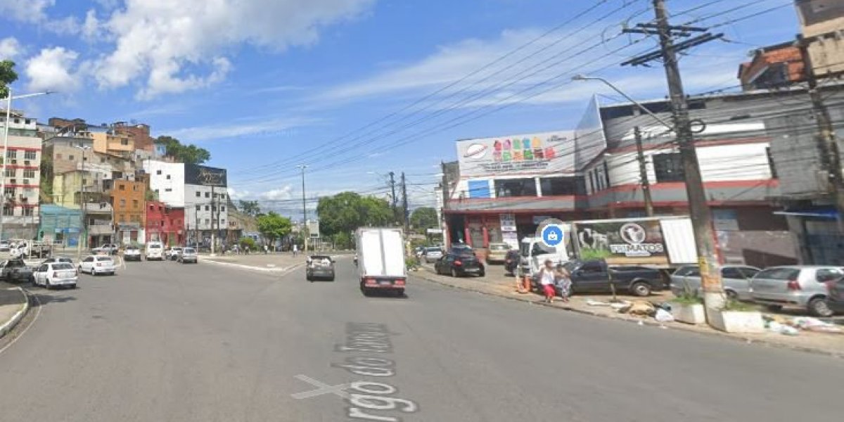 Mulher trans é assassinada a facadas em ponto de ônibus de Salvador