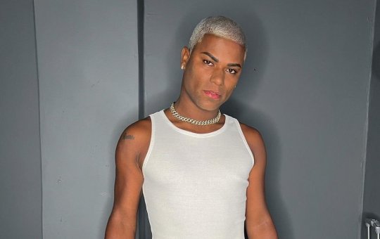 Com rosto sangrando, Juninho Espoliano denuncia agressão de segurança na Bahia