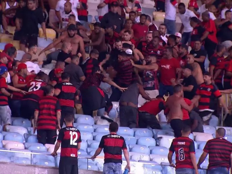 Vídeo: Torcedores do Flamengo protagonizam briga após empate na Copa do Brasil