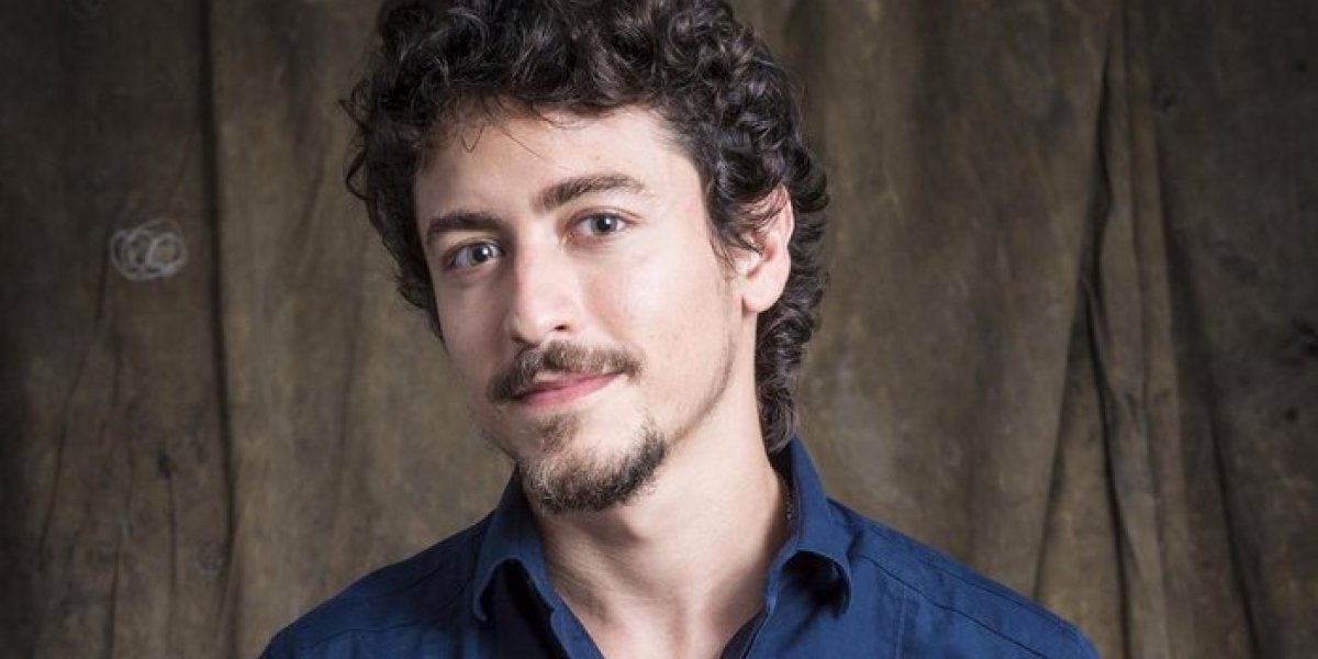 Jesuíta Barbosa, de Pantanal, 'solta a onça' ao posar nu; Veja agora