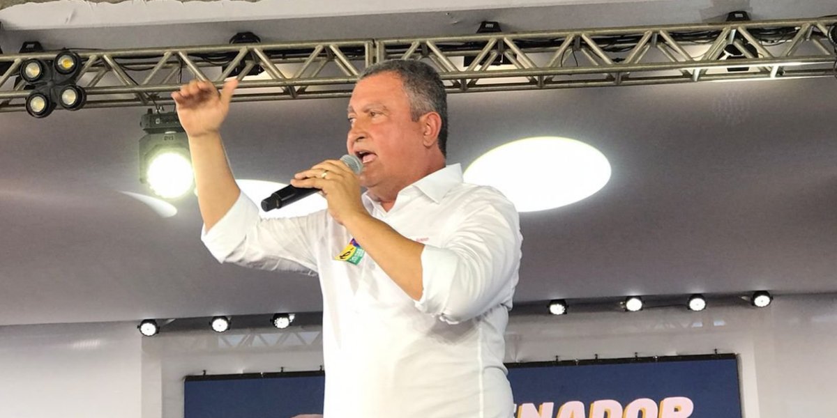 Rui Costa alfineta ACM Neto em evento do PT: "Não está querendo entrar em campo"