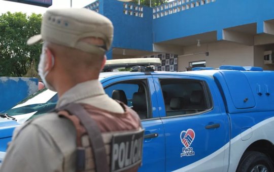 Após troca de tiros contra PMs, dois homens morrem no bairro de Fazenda Grande