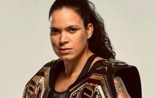 UFC: Amanda Nunes recupera cinturão peso-galo