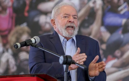 "Nossa resposta será nas urnas", diz Lula sobre Bolsonaro