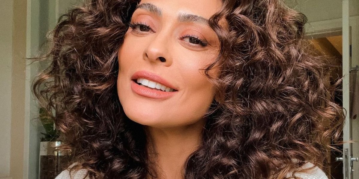 Juliana Paes é acusada de demitir funcionária que se tratava de depressão grave