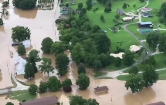 Inundações no Kentuchy: Número de mortes sobe para 26