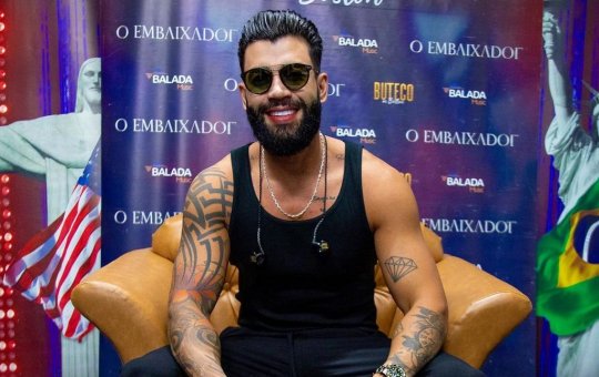 Vídeo: Gusttavo Lima tem colar roubado em show de São Luís-MA