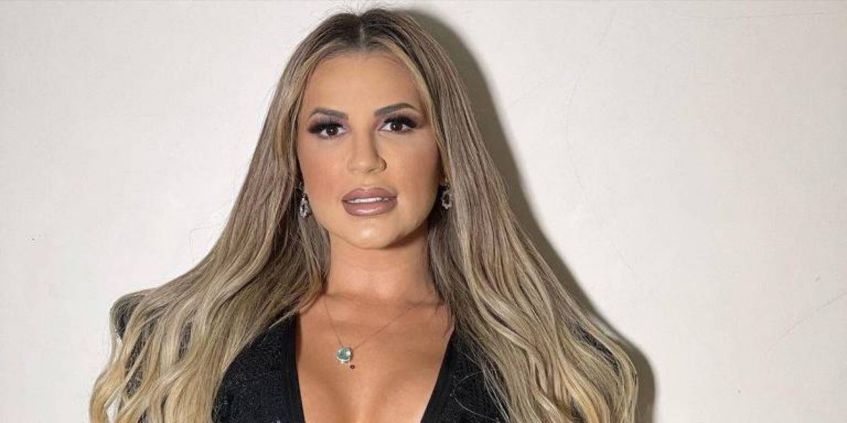 Deolane Bezerra nega participação em A Fazenda: “preciso votar, meu povo!”