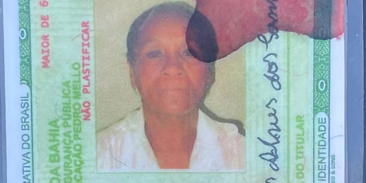 Idosa morta durante perseguição policial em avenida de Salvador é sepultada 